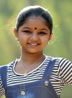 Akshaya Santhosh